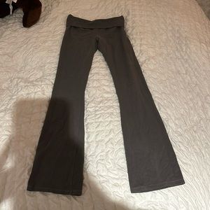 Fold over brandy melville grey yoga pants